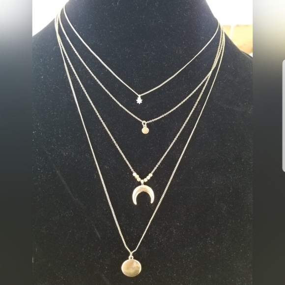 VINTAGE GOLDTONED LAYERED MOON & STARS PENDANTS NECKLACE - Picture 1 of 5
